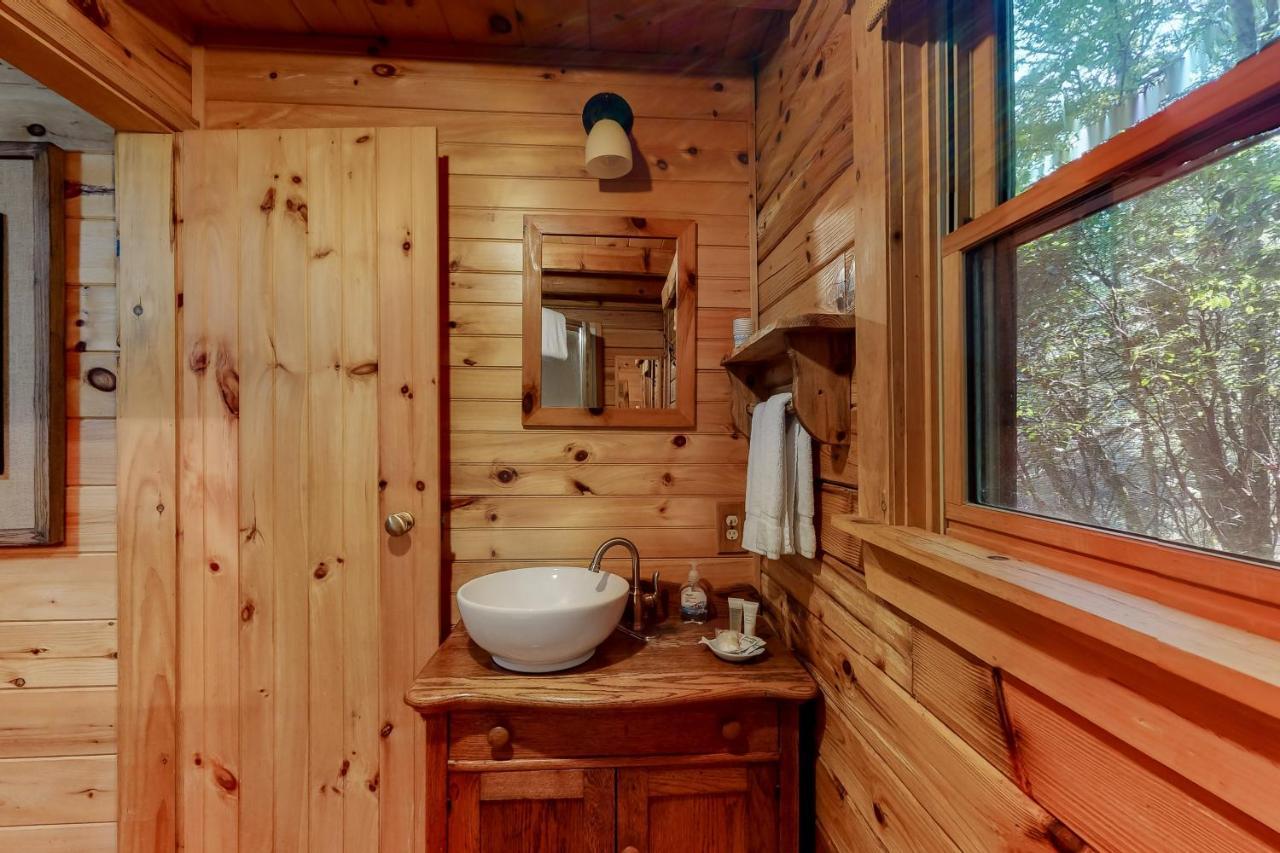 A Tumblin' Run Holiday home Blue Ridge